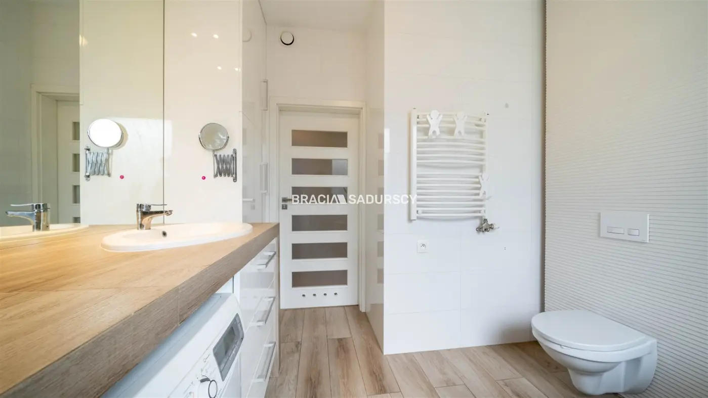 SEGMENT DOMU Z OGRÓDKIEM