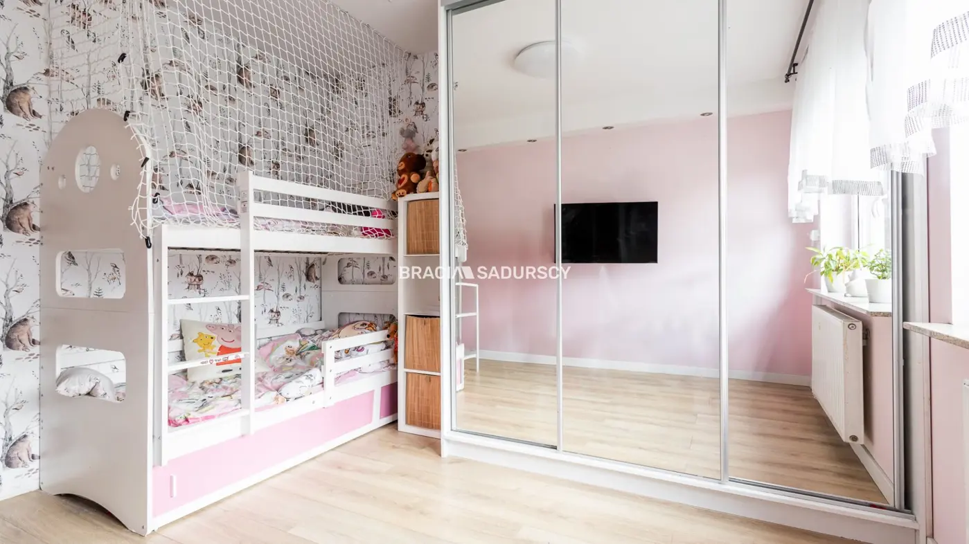 2-pok mieszkanie z ogródkiem na Dębskiego,2 m.park