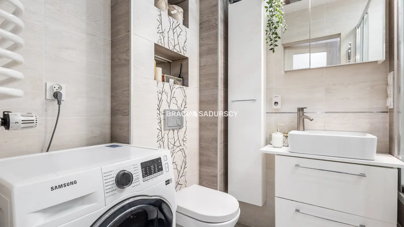 2-pok mieszkanie z ogródkiem na Dębskiego,2 m.park