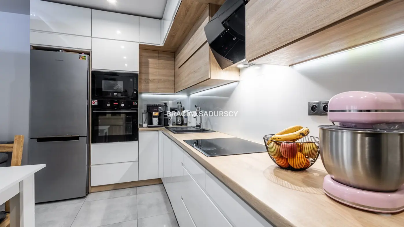 2-pok mieszkanie z ogródkiem na Dębskiego,2 m.park