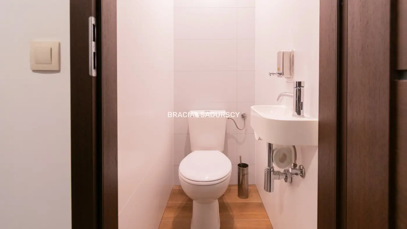 3 pok mieszkanie z dużym balkonem os. Przy Arce