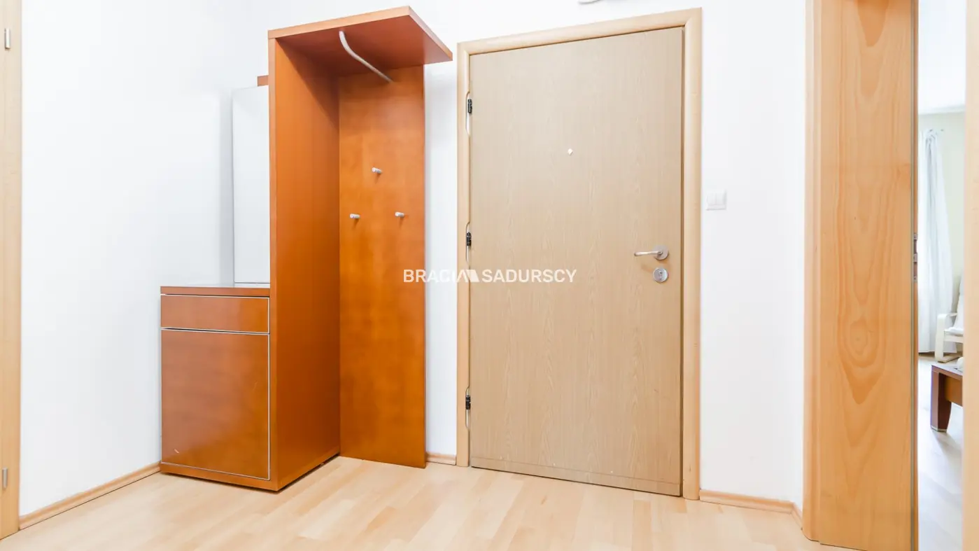 2 pok z ogródkiem ul. Kuźnicy Kołłątajowskiej