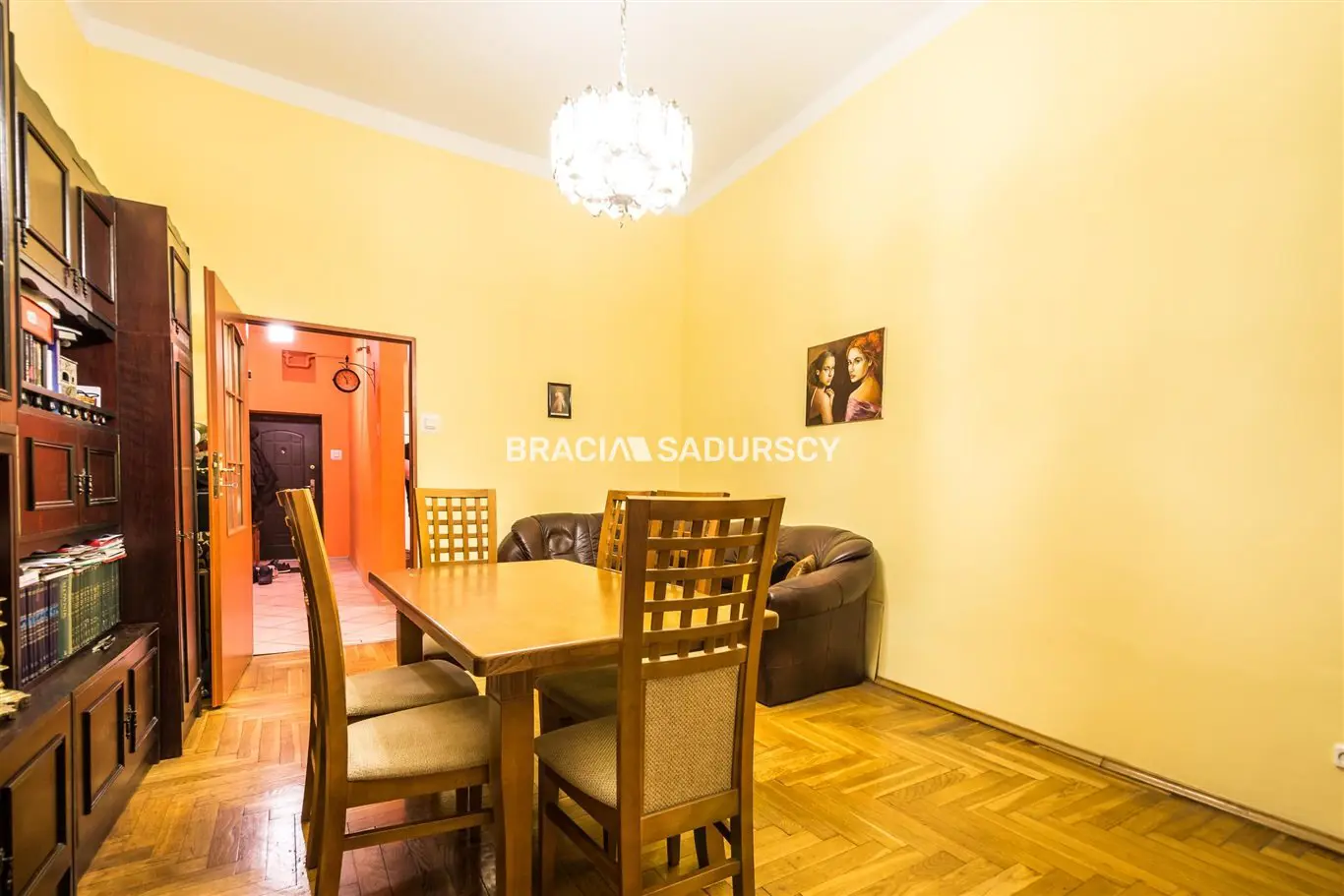 3 pok w samym centrum ul. Krowoderska