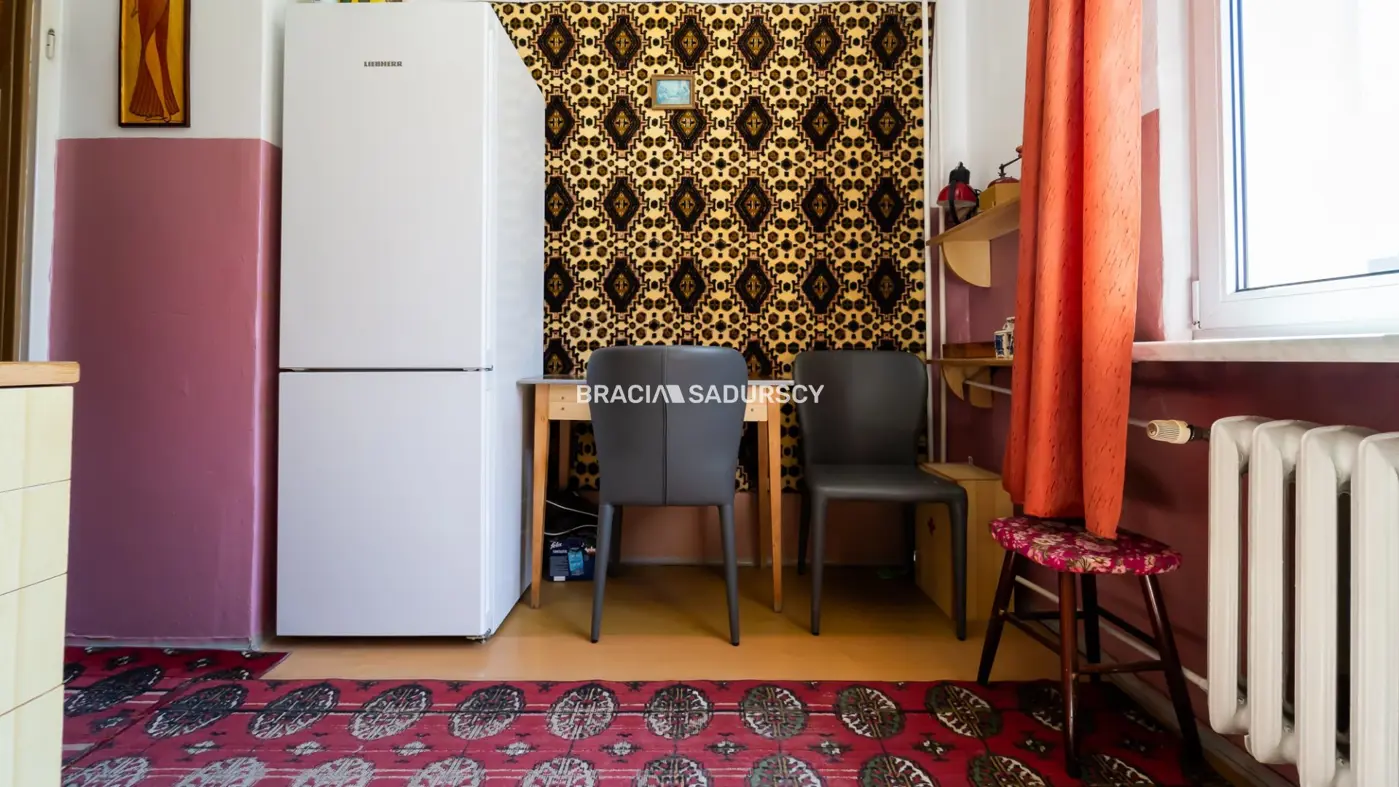 Aleksandry, mieszkanie z widokiem na zieleń.