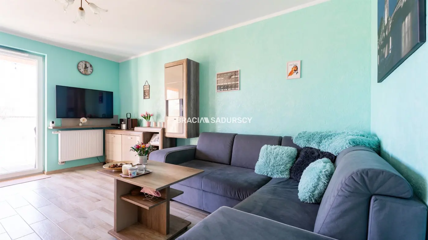 2 pok z dużym balkonem ul. Kordiana.