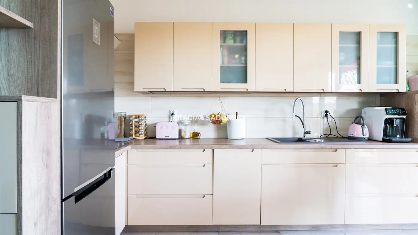 2 pok z dużym balkonem ul. Kordiana.