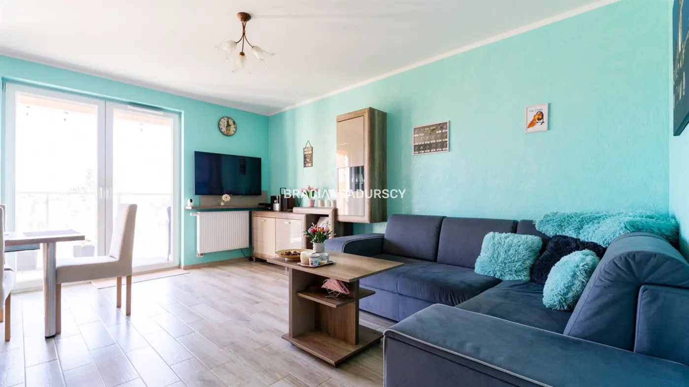 2 pok z dużym balkonem ul. Kordiana.