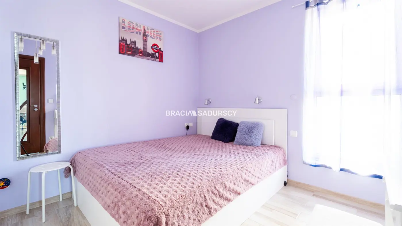 2 pok z dużym balkonem ul. Kordiana.