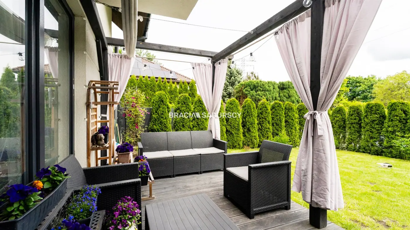 4-pok z ładnym ogrodkiem/2.m.park/Modlniczka