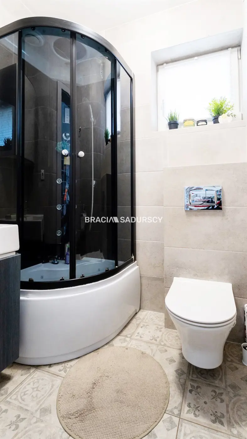 4-pok z ładnym ogrodkiem/2.m.park/Modlniczka