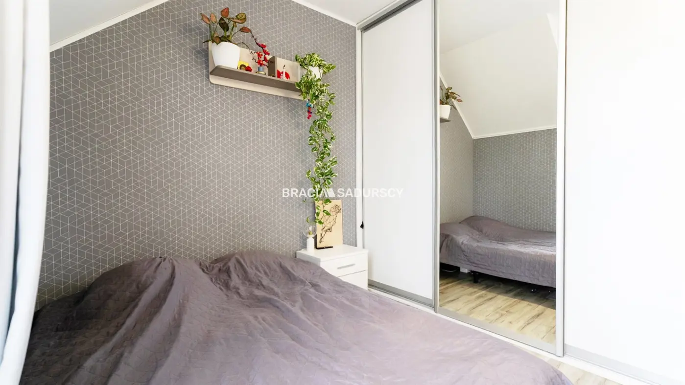 4-pok z ładnym ogrodkiem/2.m.park/Modlniczka