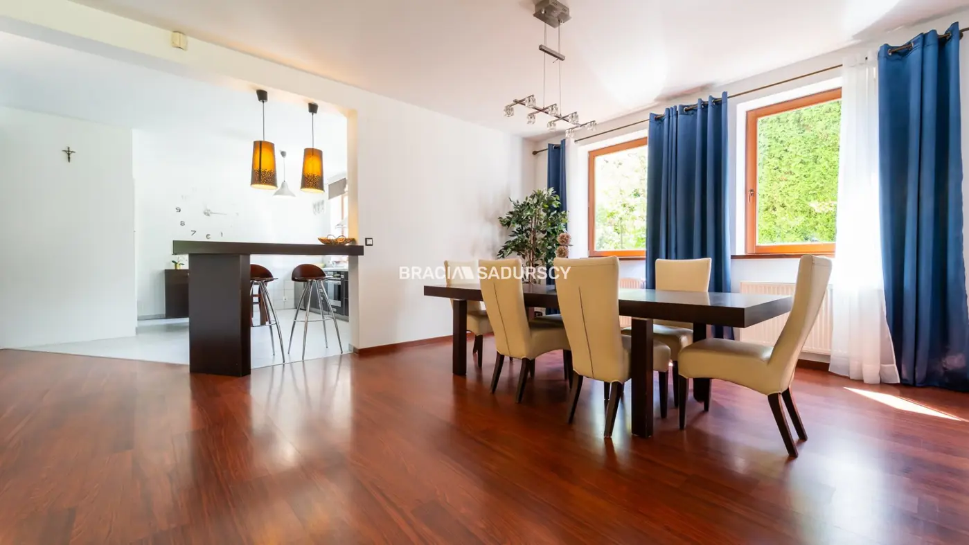 Wolnostojący 5 pokojowy dom w Libertowie.