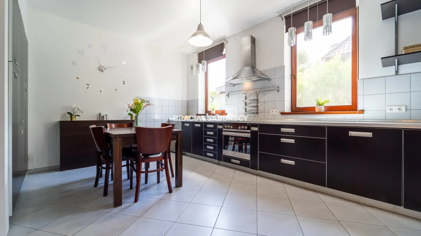 Wolnostojący 5 pokojowy dom w Libertowie.