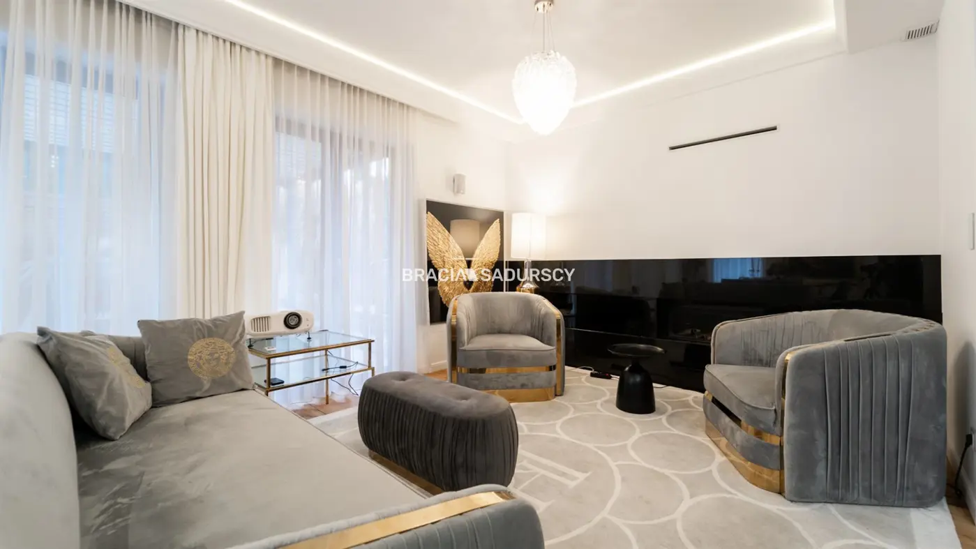 GUSTOWNY, ZADBANY DOM NA KAMERALNYM OSIEDLU