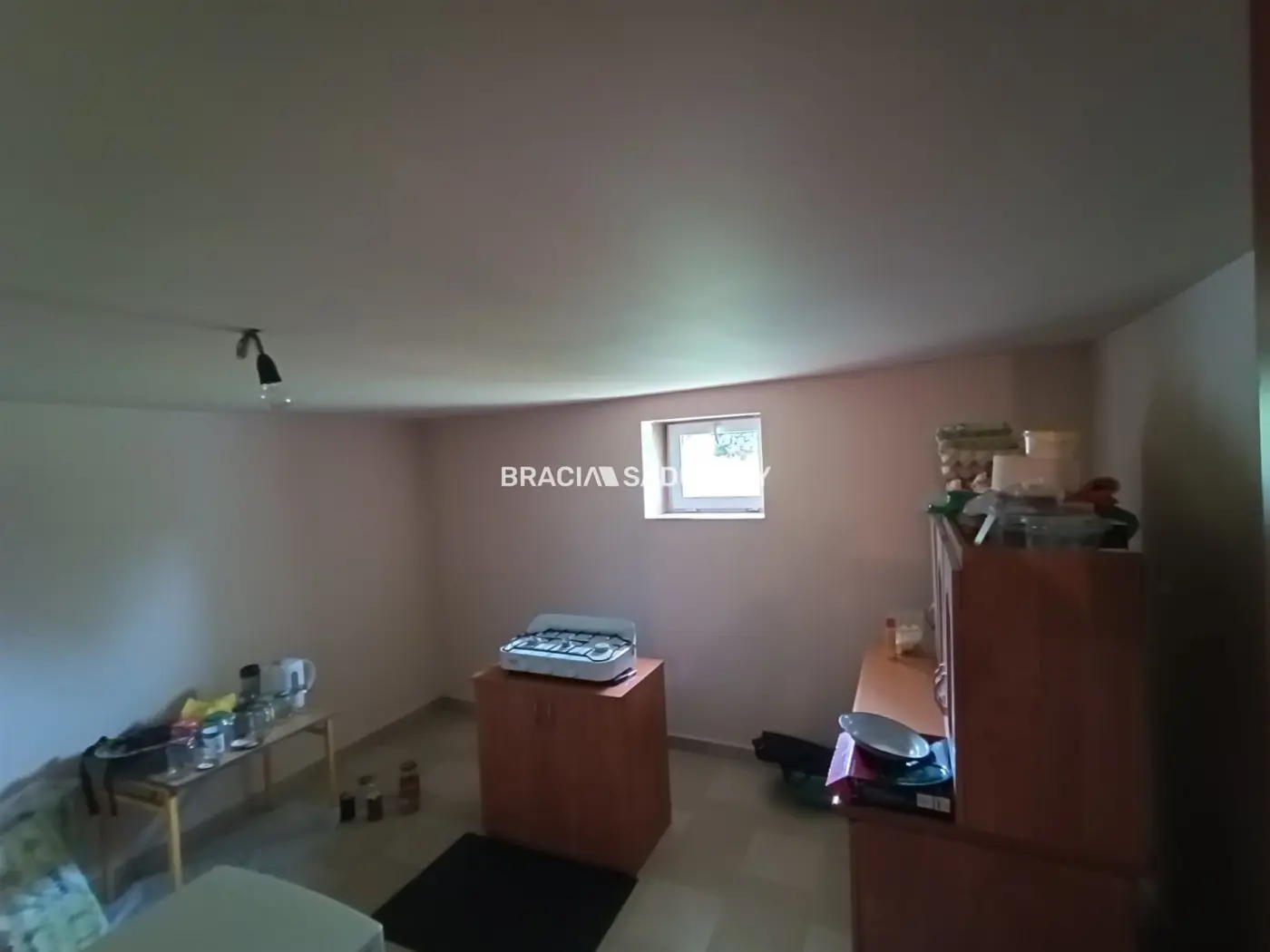 Gospodarstwo około 2 ha w Łazanach gm.Biskupice