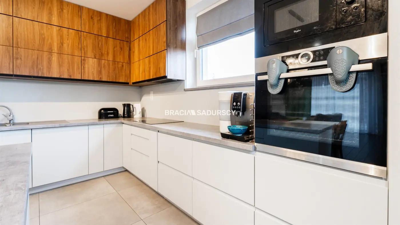 Głogoczów, pięknie położone nieruchomości, 2 domy