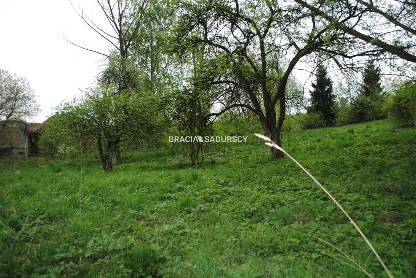 Działka budowlana,widokowa w Chobędzy gm.Gołcza