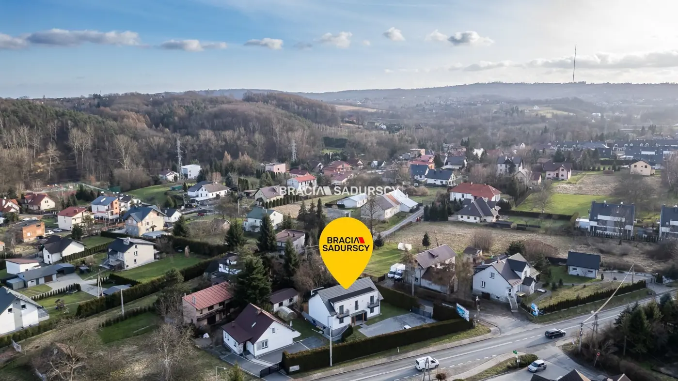 Budynek wolnostojący, 5 mieszkań, gm. Wieliczka