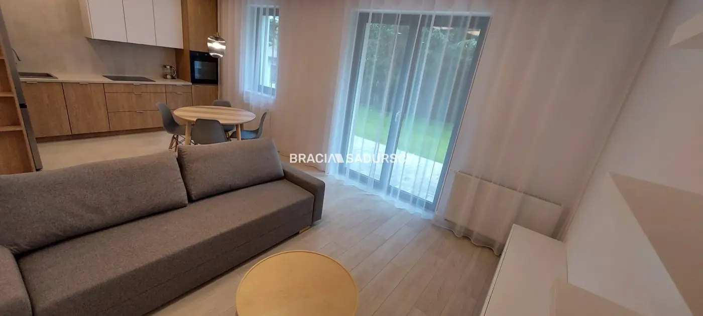 Budynek wolnostojący, 5 mieszkań, gm. Wieliczka