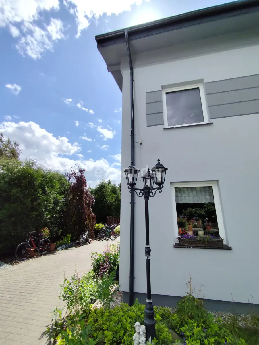 Lokal budynek biuro biura magazyn, lokalizacja