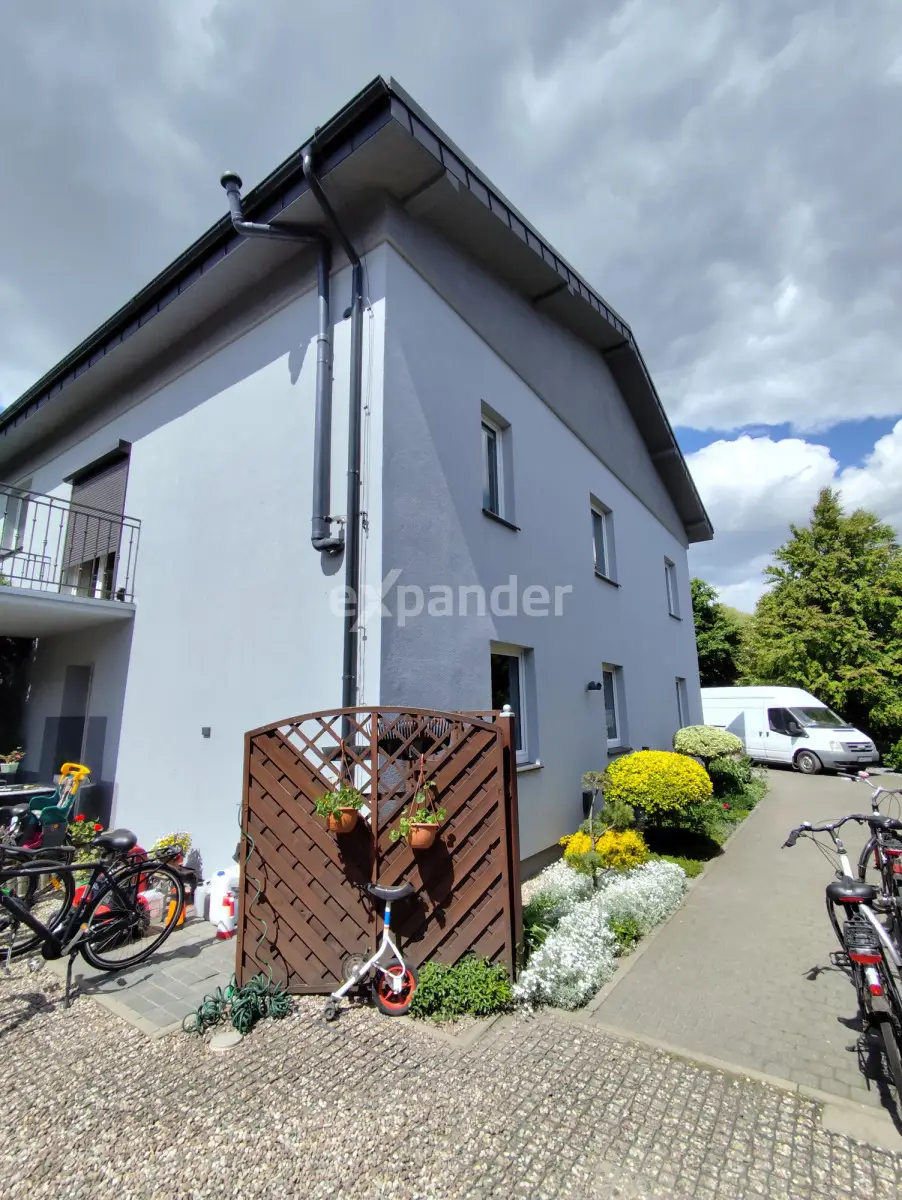 Lokal budynek biuro biura magazyn, lokalizacja