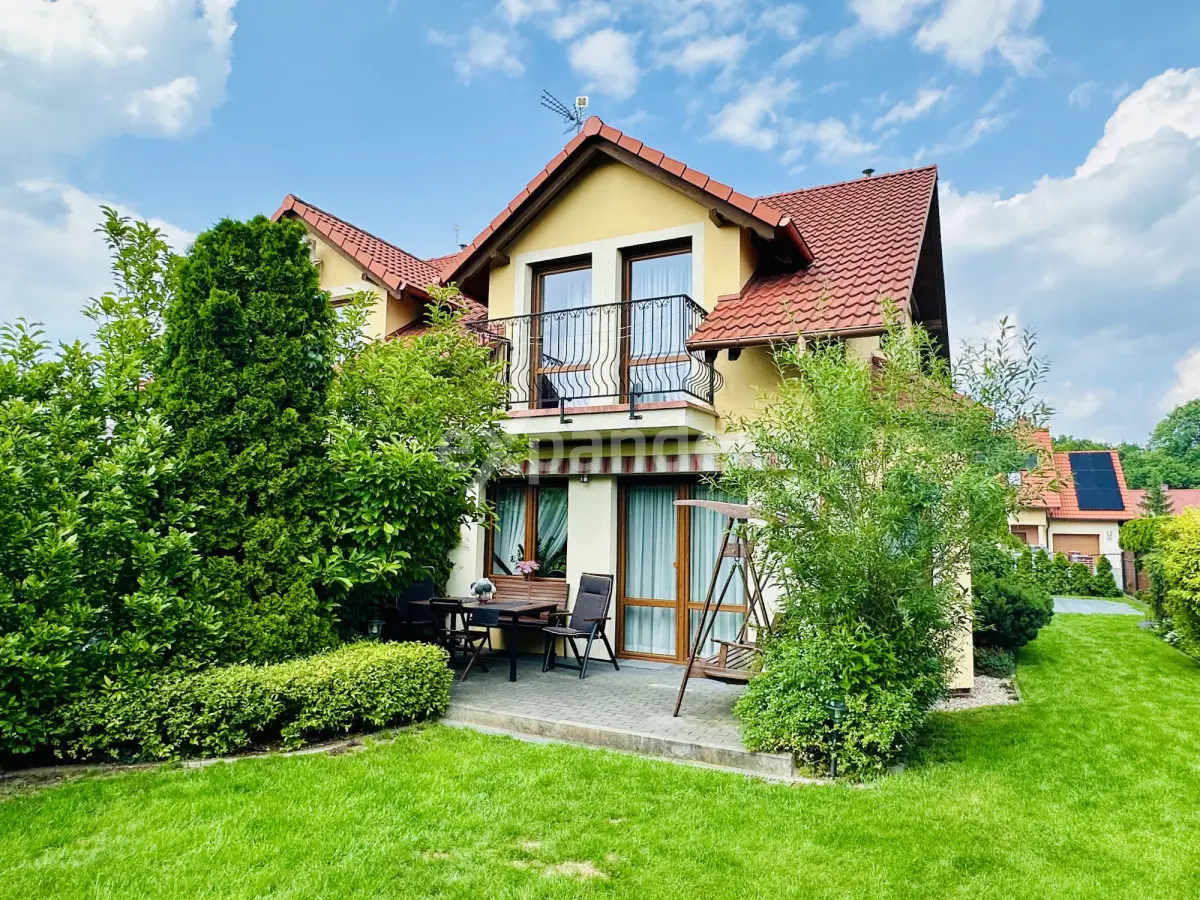 Bliźniak/5 Pokoi/ kameralne, zamknięte osiedle