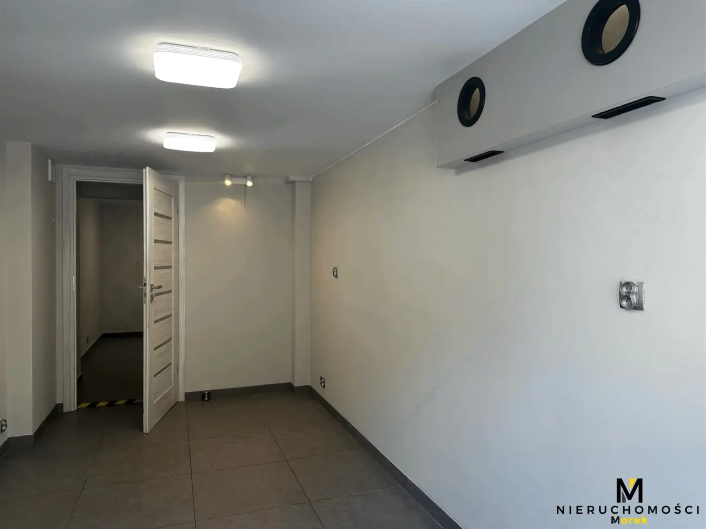 Lokal na wynajem, blisko kładki, Kołobrzeg.