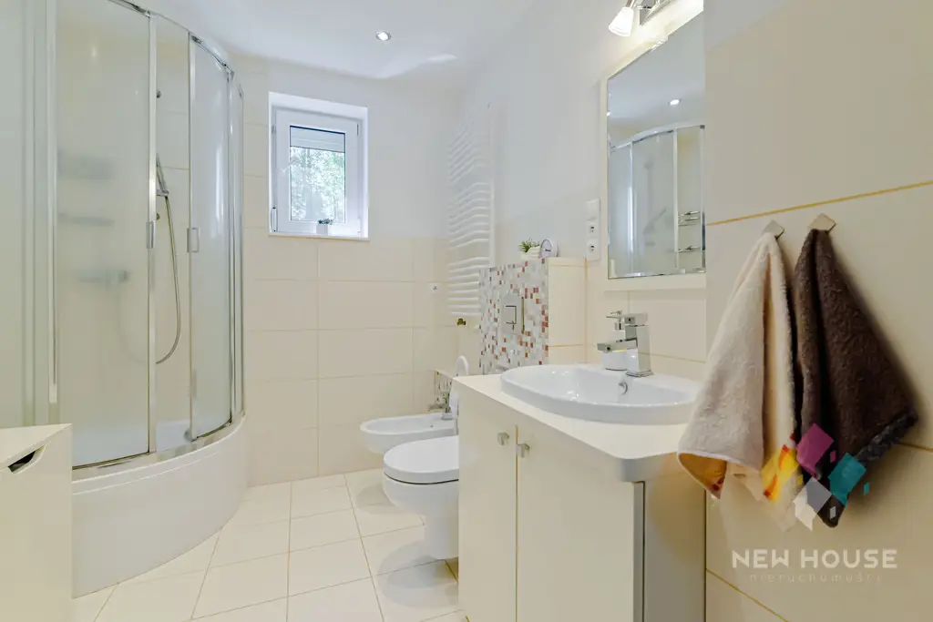 Słupy, dwupoziomowe mieszkanie, balkon, m.post.