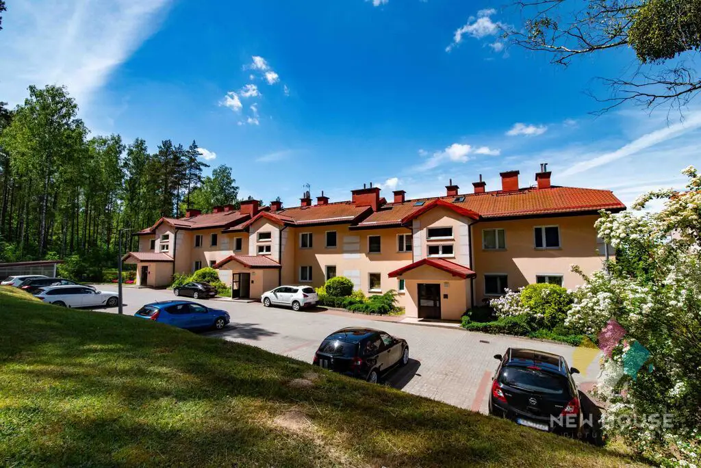 Słupy, dwupoziomowe mieszkanie, balkon, m.post.