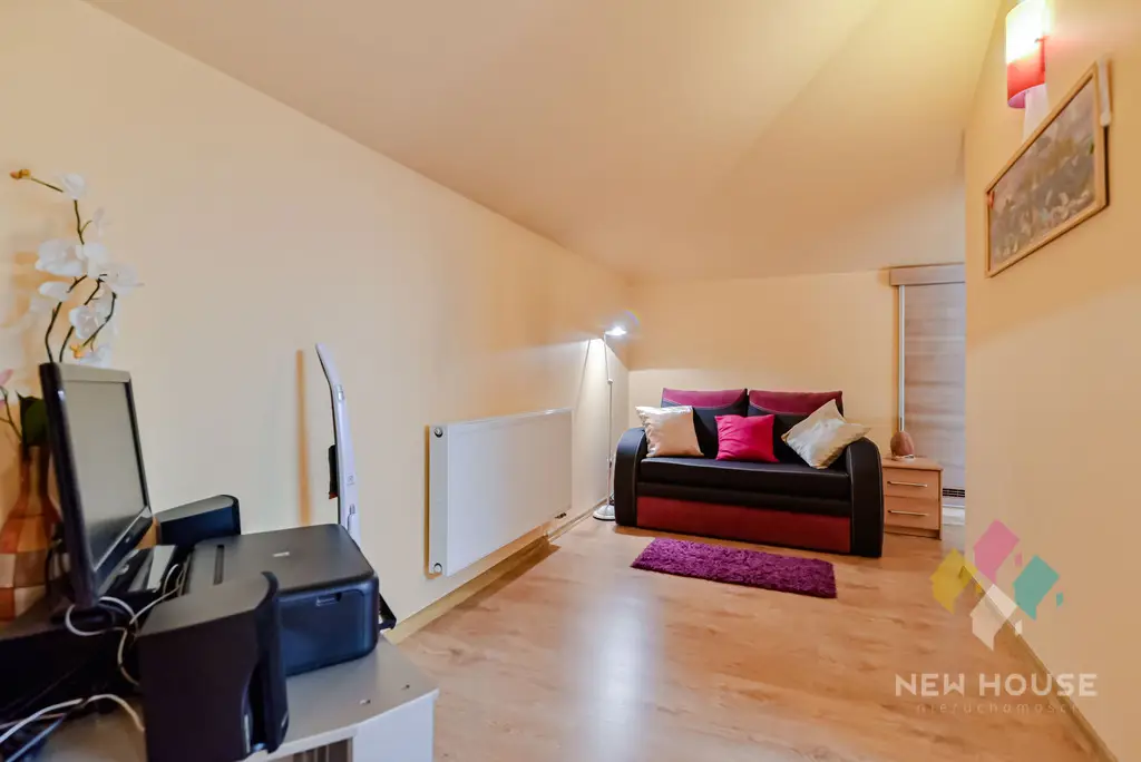 Słupy, dwupoziomowe mieszkanie, balkon, m.post.