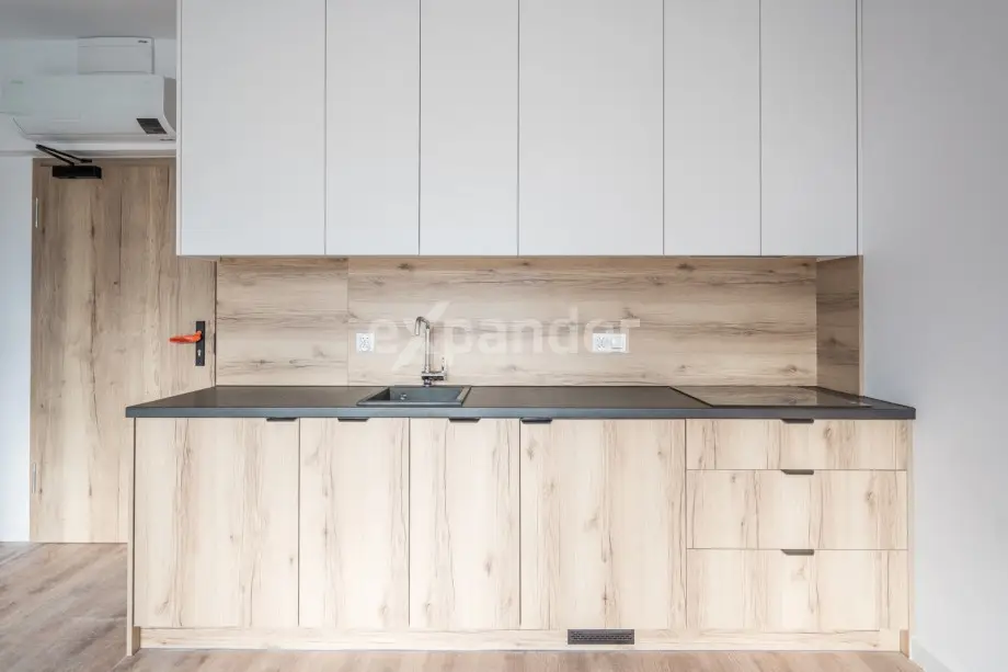 Wykończone pod klucz: 2 pokoje z loggią - zobacz