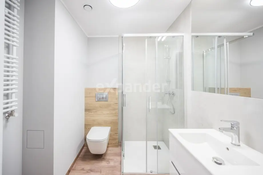 Wykończone pod klucz: 2 pokoje z loggią - zobacz