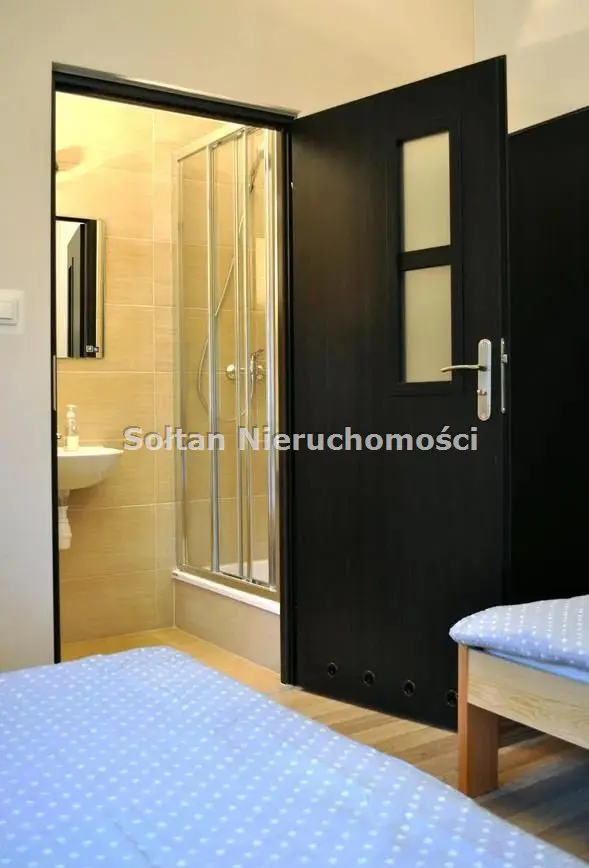 Dom, 17 pokoi 457 m² na sprzedaż - Warszawa
