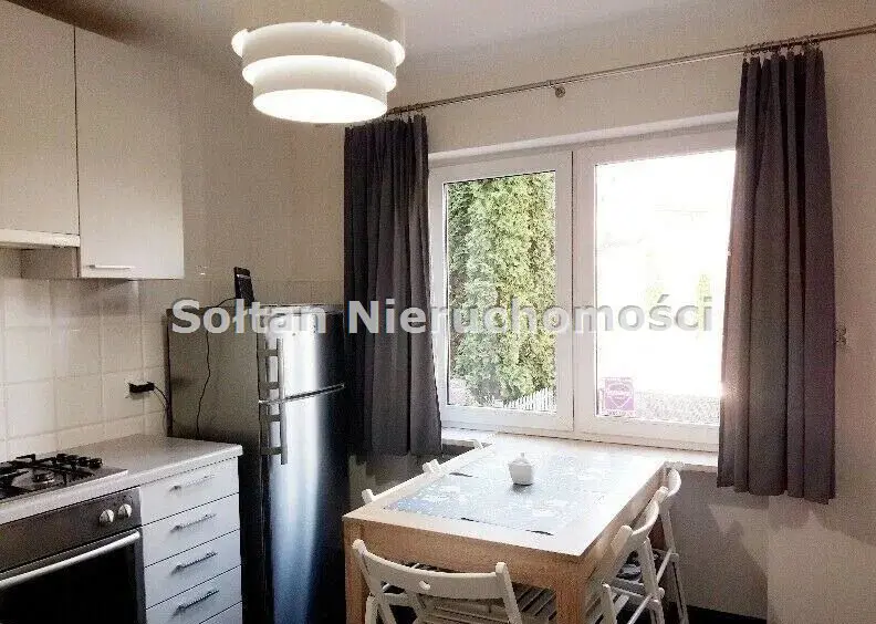Dom, 17 pokoi 457 m² na sprzedaż - Warszawa
