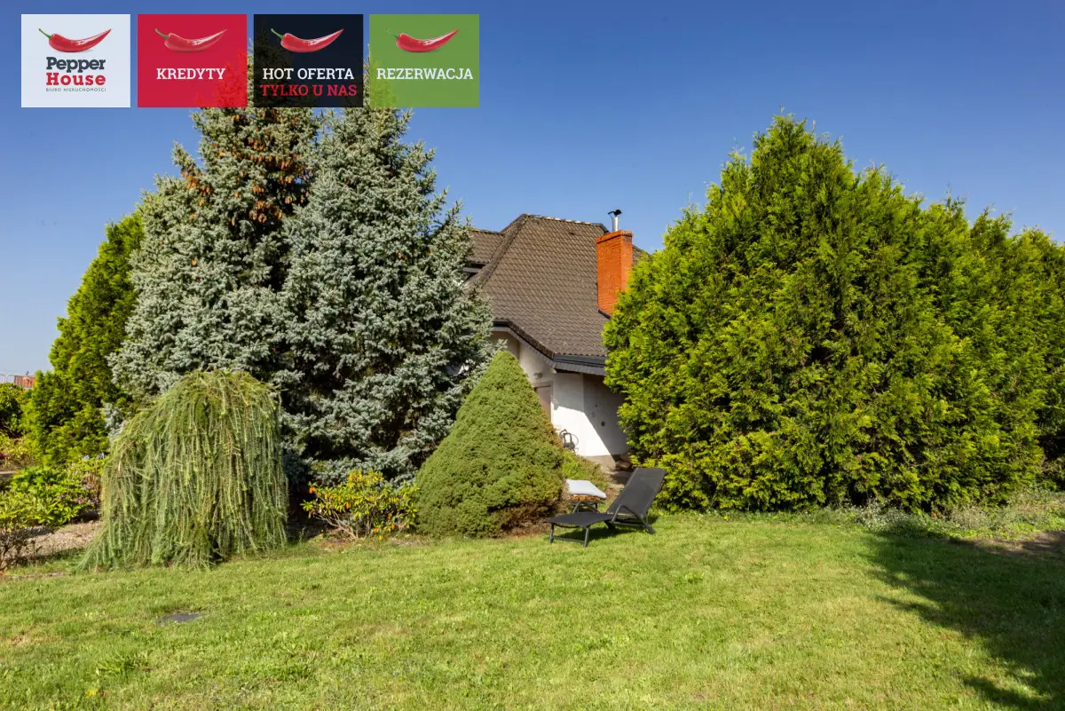 Dom z dużą działką oraz pięknym ogrodem