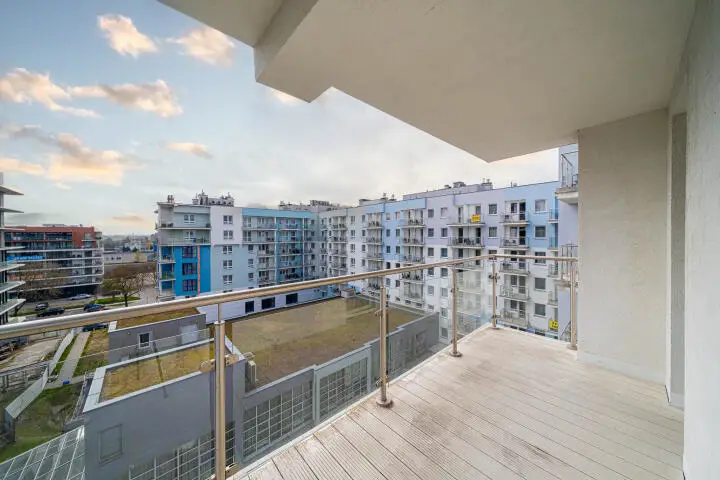 Apartament 2 pokojowy z aneksem kuchennym i balkonem