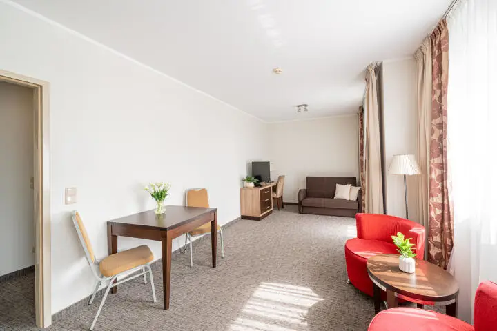 Apartament 2 pokojowy z aneksem kuchennym i balkonem