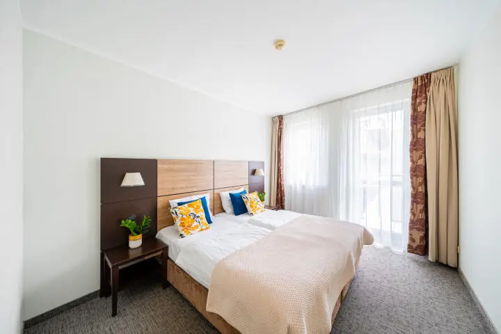 Apartament 2 pokojowy z aneksem kuchennym i balkonem