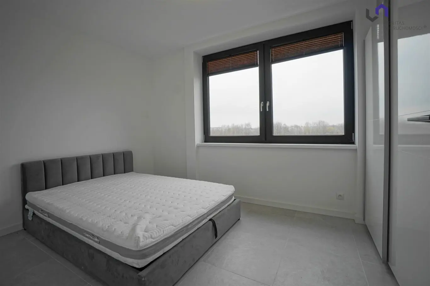 KATOWICE - PIOTROWICE