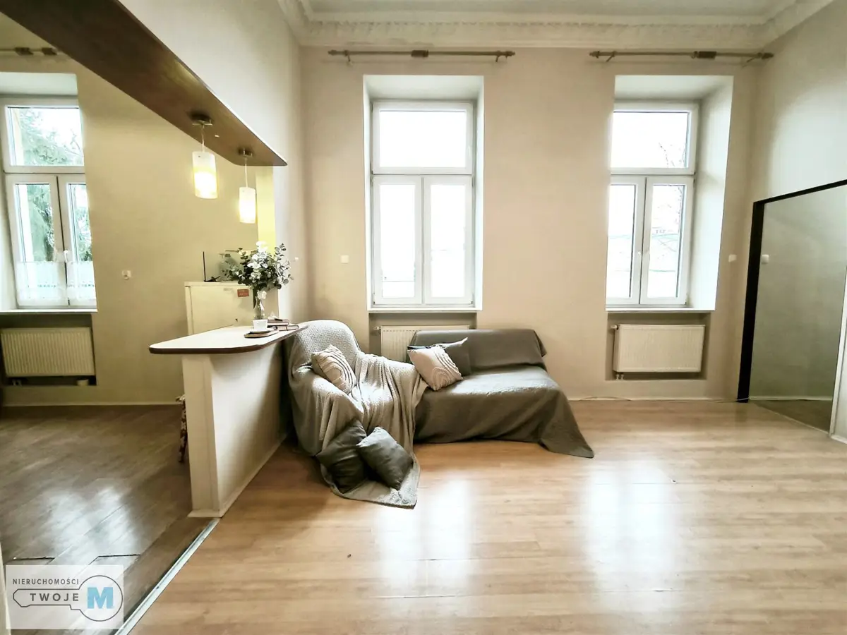 Mieszkanie w Kamienicy ścisłe Centrum Kielc