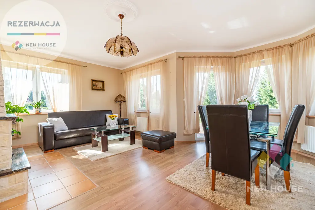 Dom jednorodzinny w Gadach z tarasem, ogrodem.