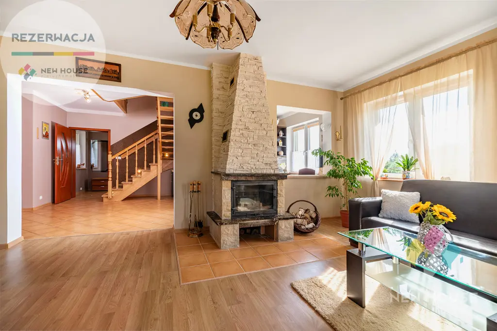 Dom jednorodzinny w Gadach z tarasem, ogrodem.