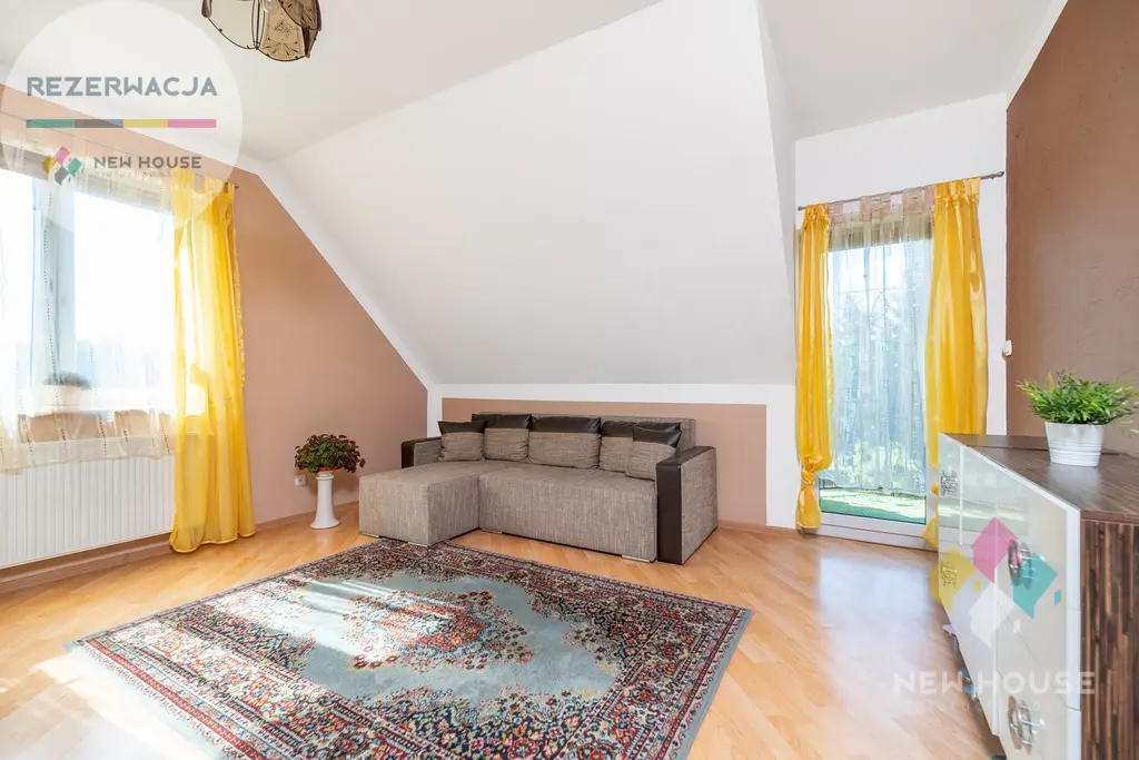 Dom jednorodzinny w Gadach z tarasem, ogrodem.