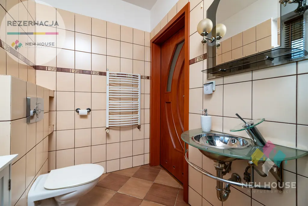 Dom jednorodzinny w Gadach z tarasem, ogrodem.