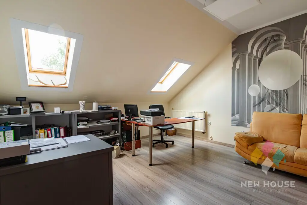 Obiekt handlowo-usługowy, przy głównej drodze