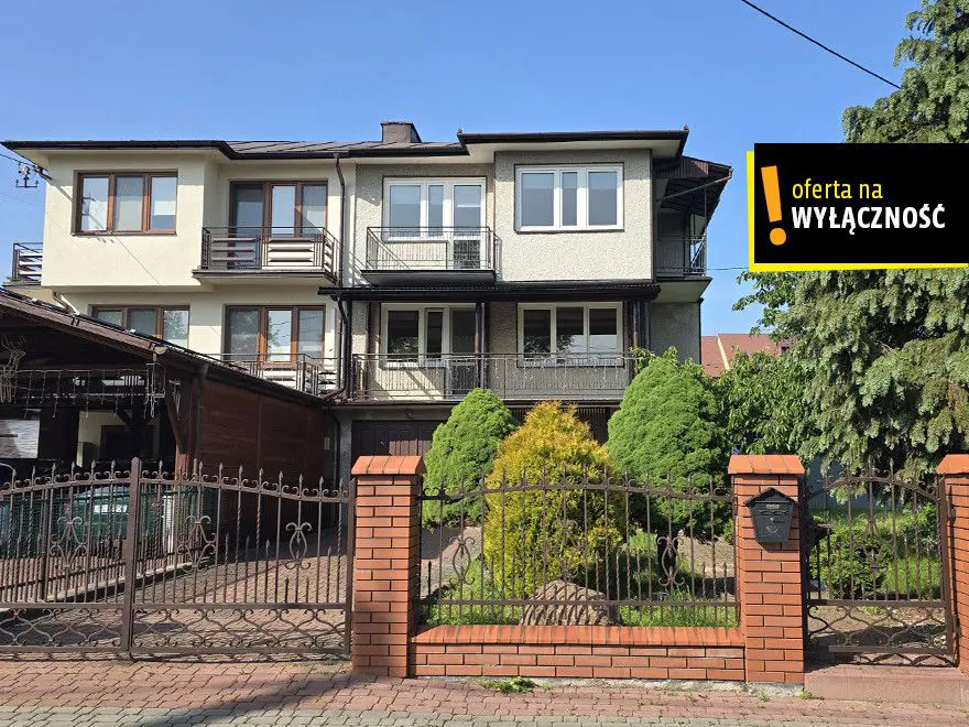 Miejski azyl - dom w Połańcu z tarasem i ogrodem