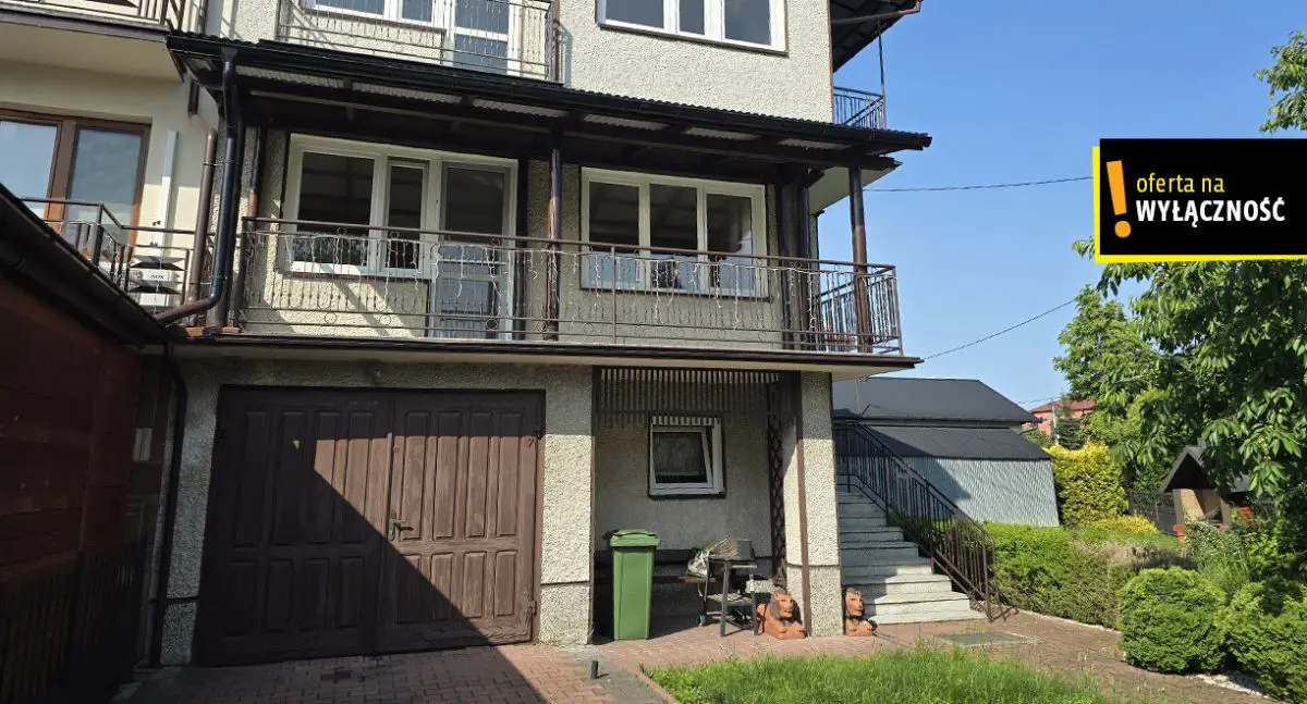 Miejski azyl - dom w Połańcu z tarasem i ogrodem