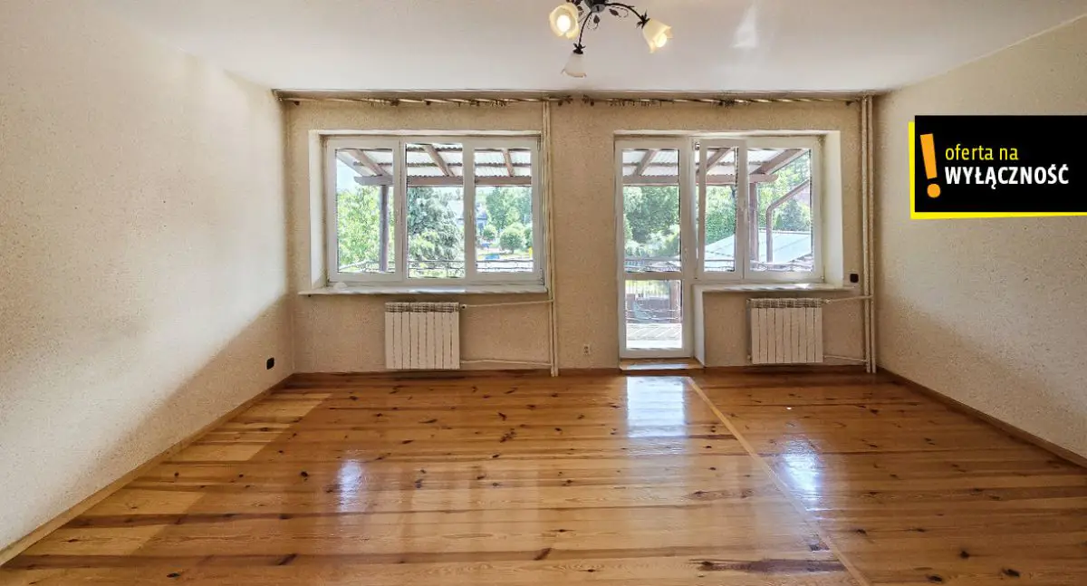 Miejski azyl - dom w Połańcu z tarasem i ogrodem