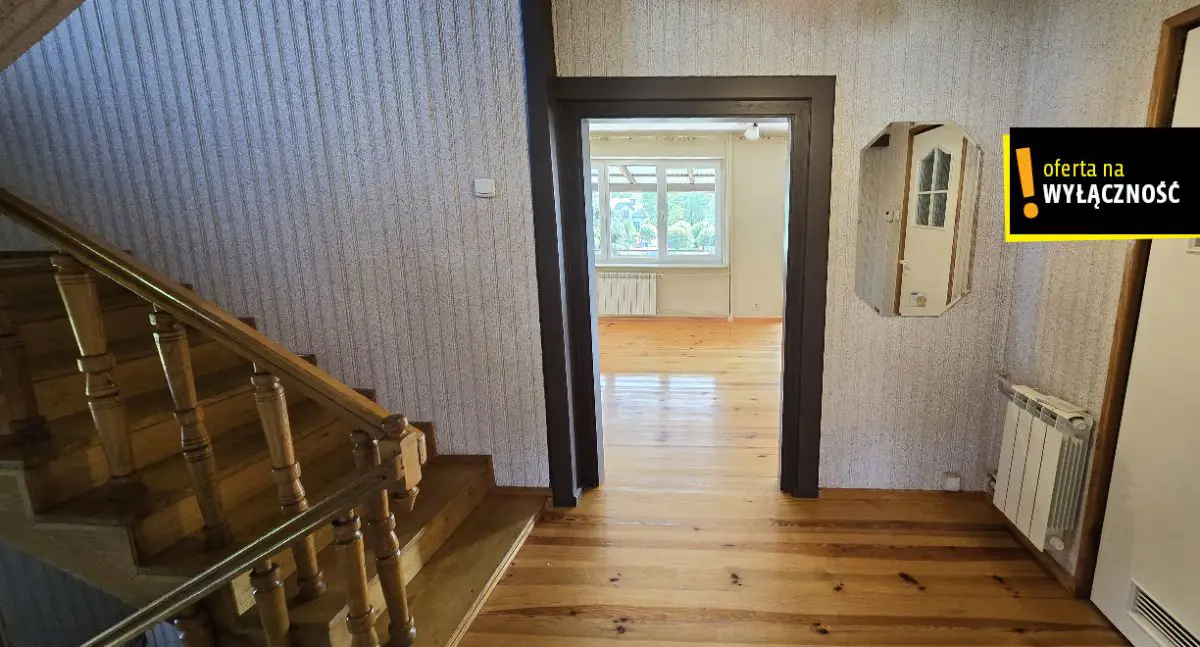 Miejski azyl - dom w Połańcu z tarasem i ogrodem