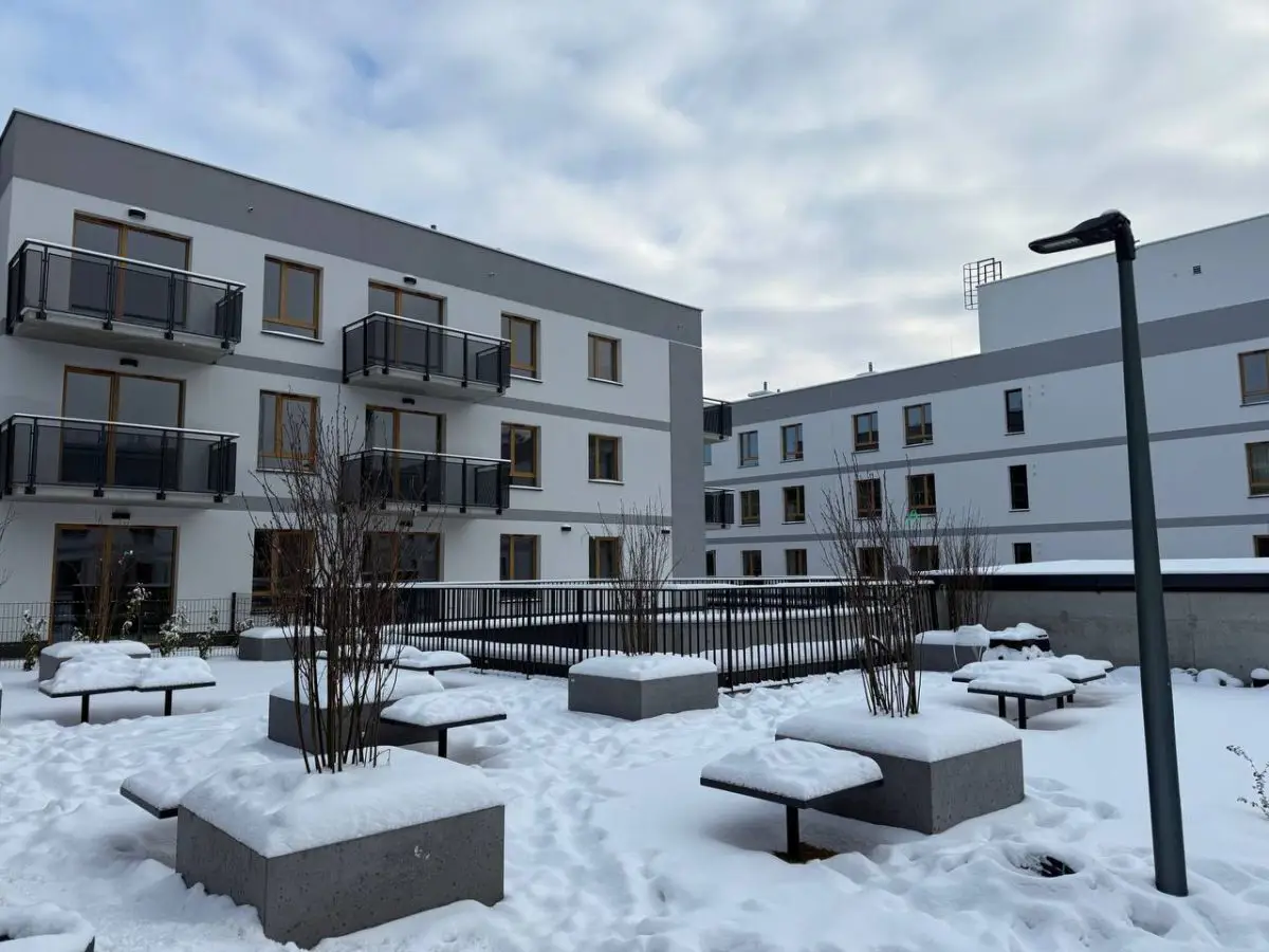 4 pokoje w stanie deweloperskim, ogródek 82,38 m²